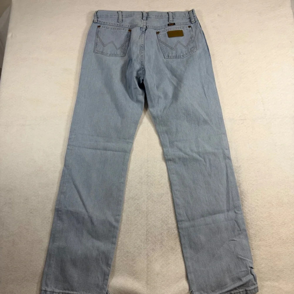 Wrangler Cowboy Cut 13MWZGH Light Wash Jeans Mens 34x34 Straight Leg Blue Denim